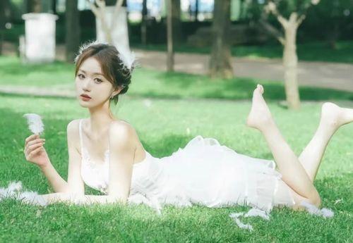 吃瓜网红14分钟视频,吃瓜网红带你领略娱乐圈幕后风云